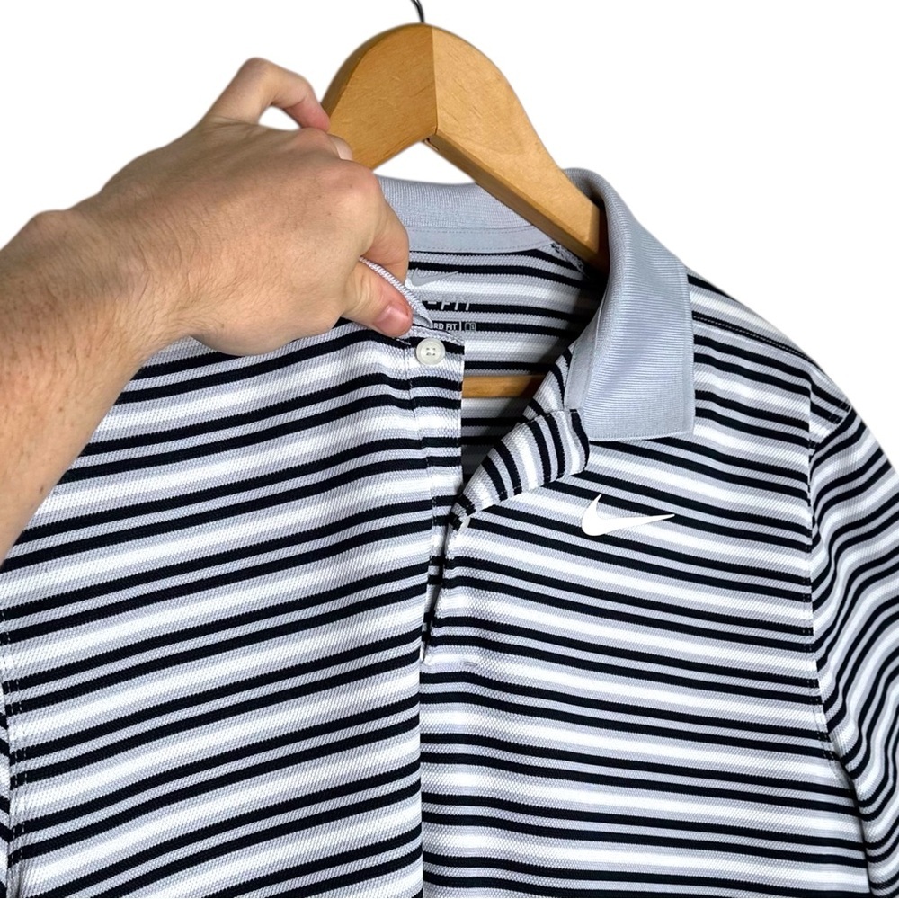 Nike Drifit Golf Polo Shirt - Picture 4 of 7